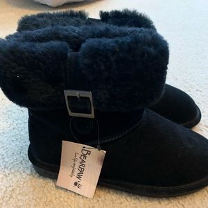 Never Worn with Tags Bearpaw Ankle Boots -W7